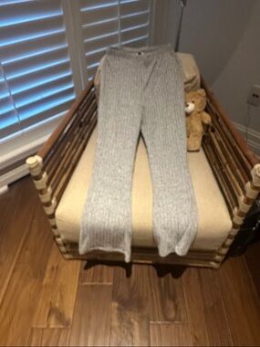 SHEIN Light Gray Ribbed Knit Lounge Pants